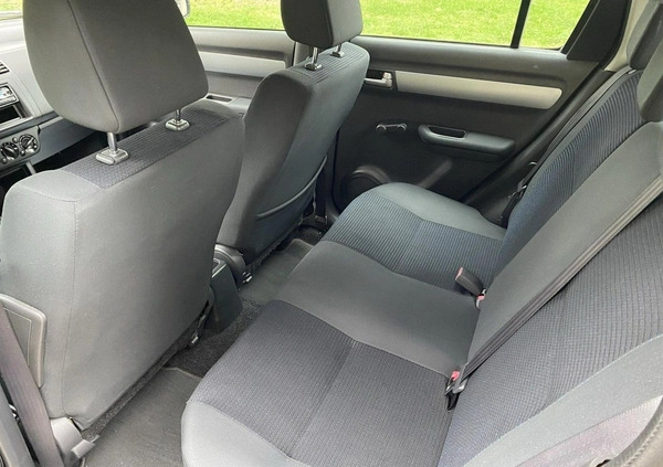 Suzuki Swift cena 18900 przebieg: 116000, rok produkcji 2009 z Nasielsk małe 352